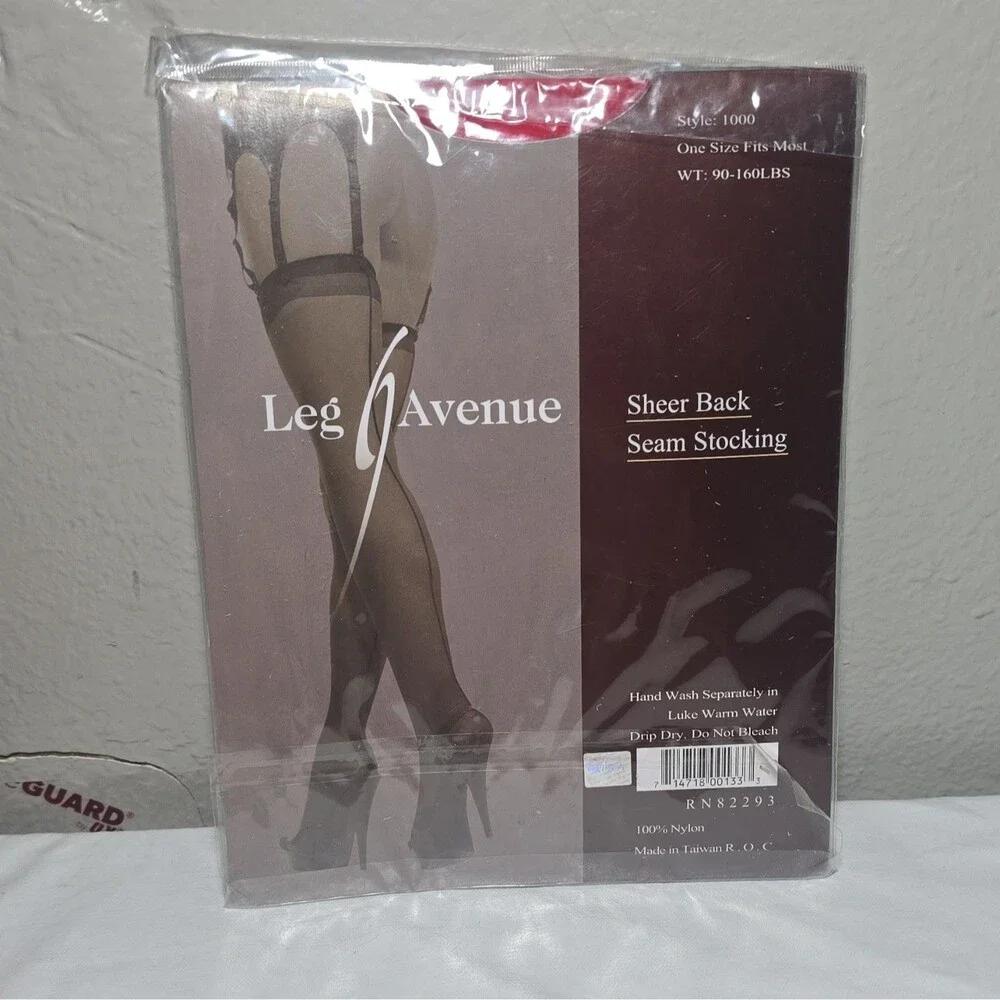 Leg Avenue classic sheer